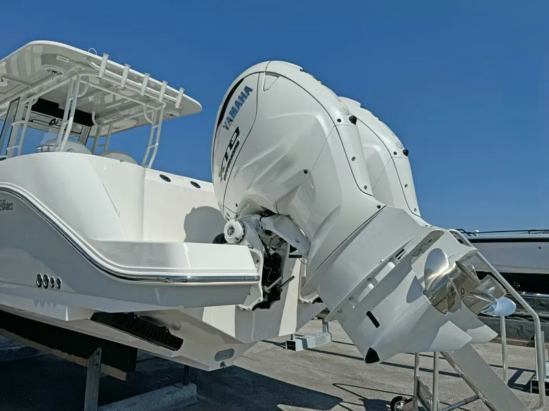 Slide: The Image of Edgewater 340CC 2025 - 5397113