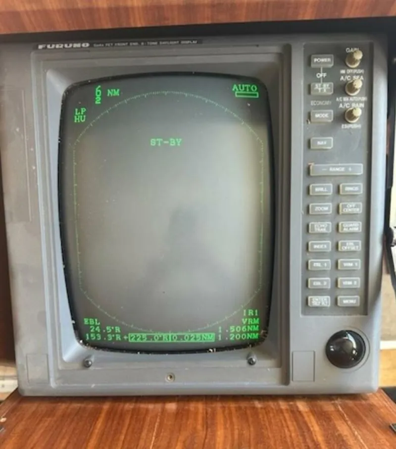 Slide: The Image of Hatteras 53 Extended Deck Motor Yacht 1984 - 4741286