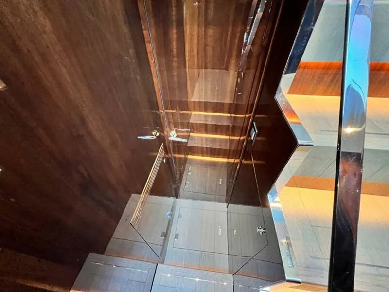 Slide: The Image of Fairline Squadron 2020 - 4741411