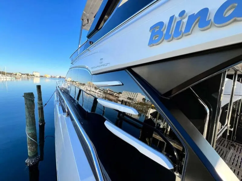 Slide: The Image of Fairline Squadron 2020 - 4741468