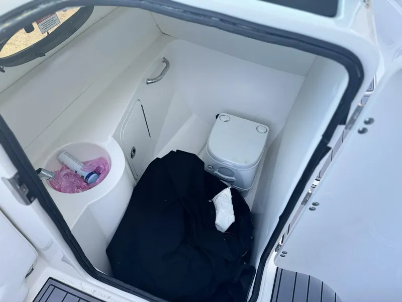 Slide: The Image of Sea Ray 260 Sundeck 2014 - 4744165