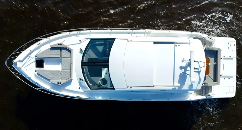 Slide: The Image of Cruisers Yachts 50 Cantius 2020 - 4744563