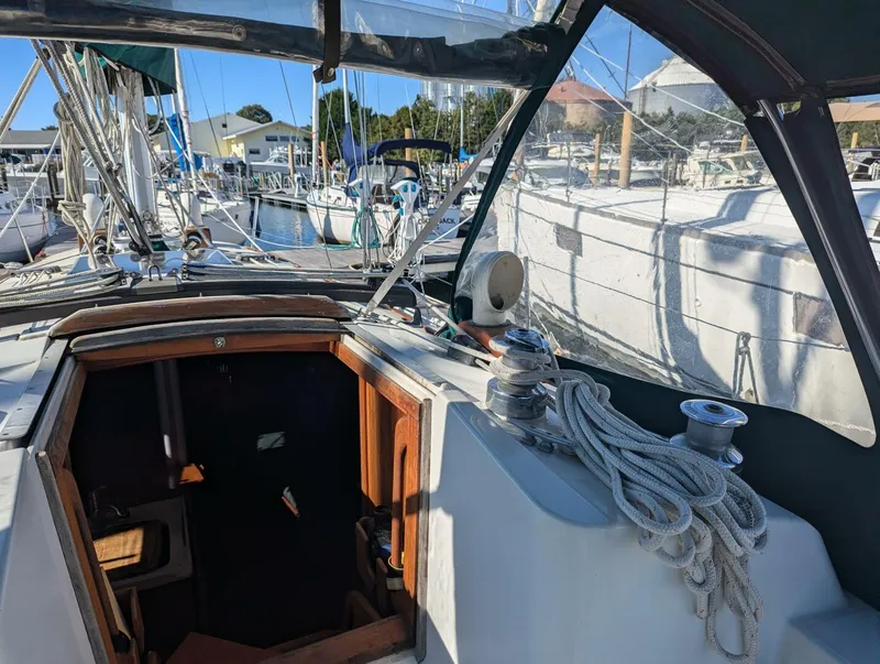 Slide: The Image of Ericson 38 1988 - 4745829