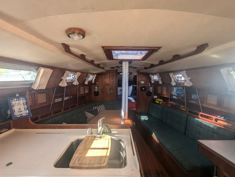 Slide: The Image of Ericson 38 1988 - 4745833