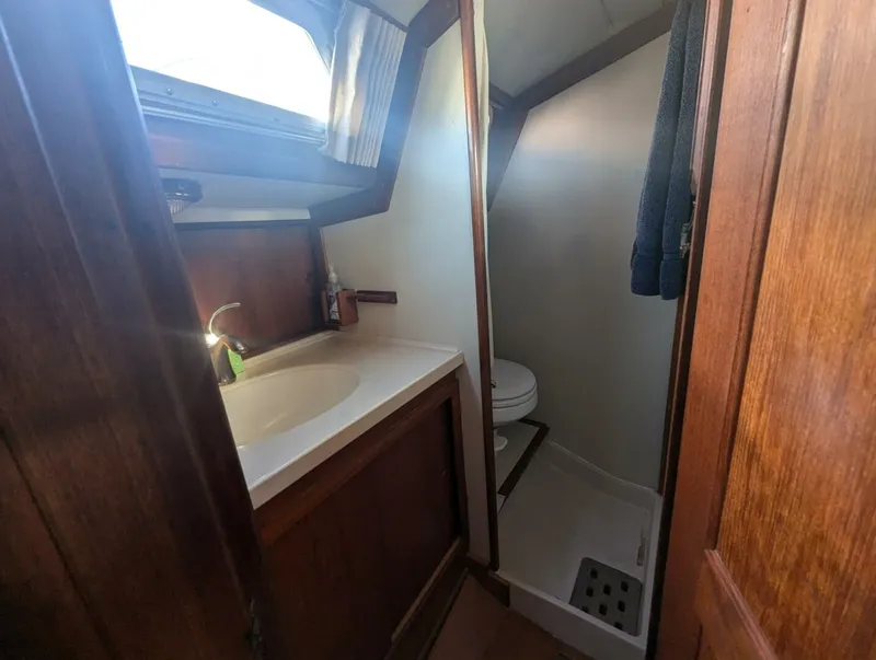 Slide: The Image of Ericson 38 1988 - 4745834