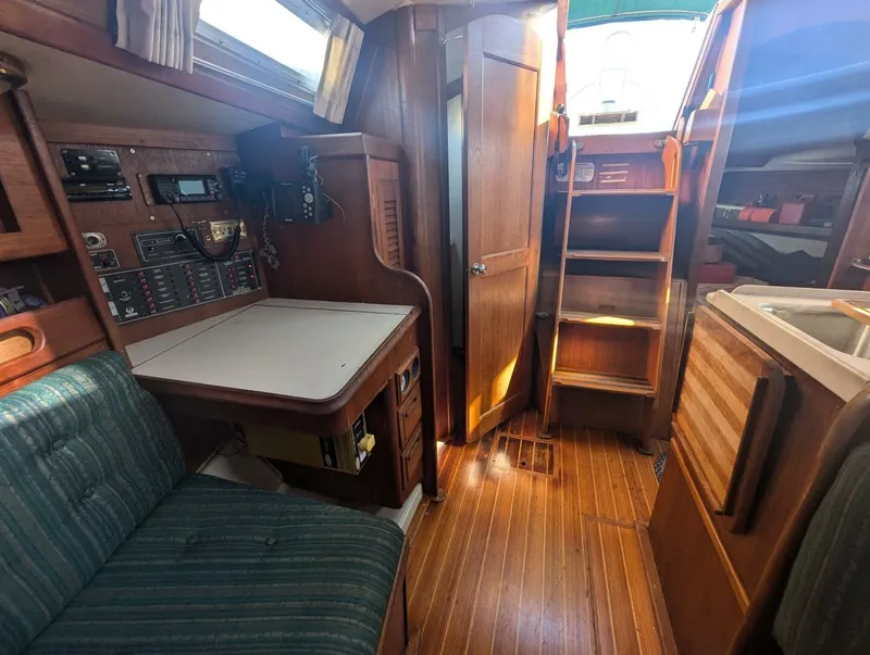 Slide: The Image of Ericson 38 1988 - 4745835