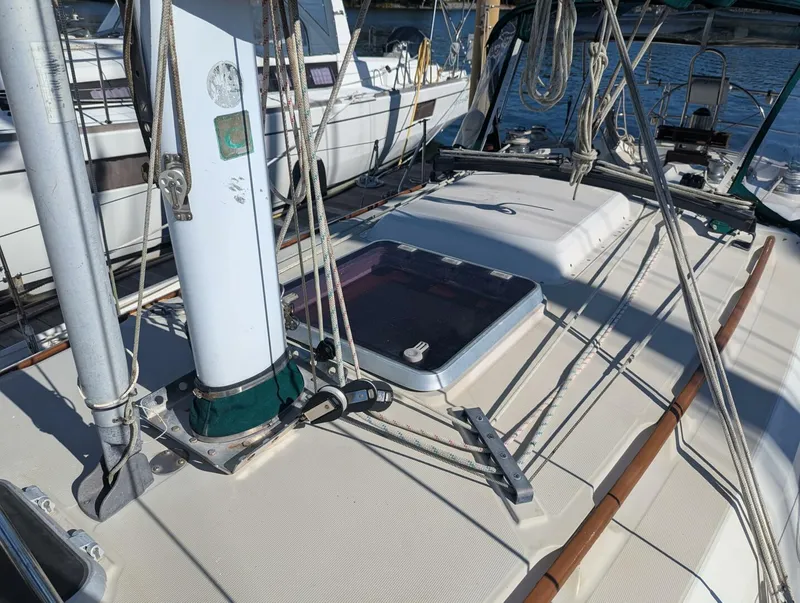 Slide: The Image of Ericson 38 1988 - 4745824