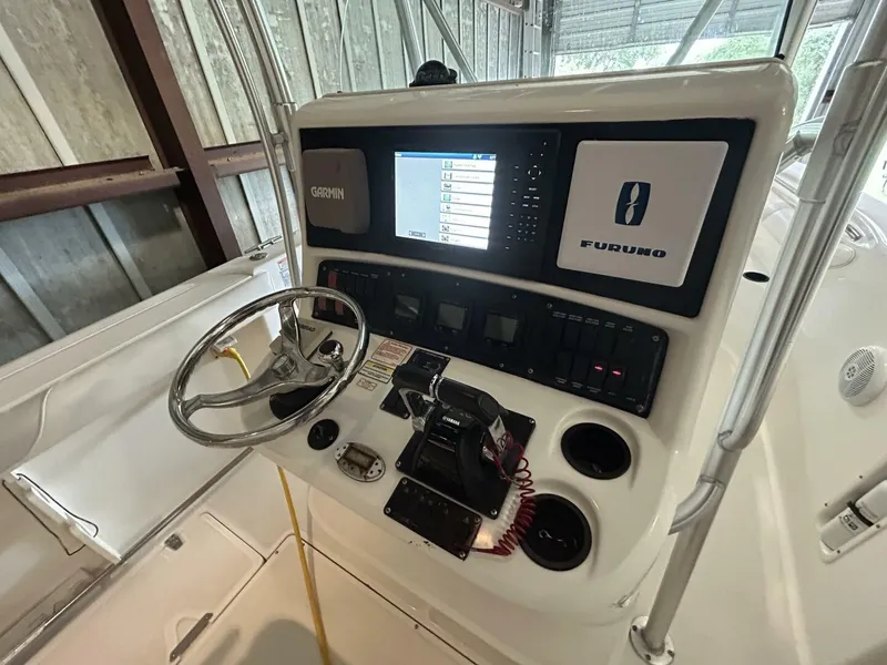 Slide: The Image of 2004 Boston Whaler 270 Outrage - 4746296