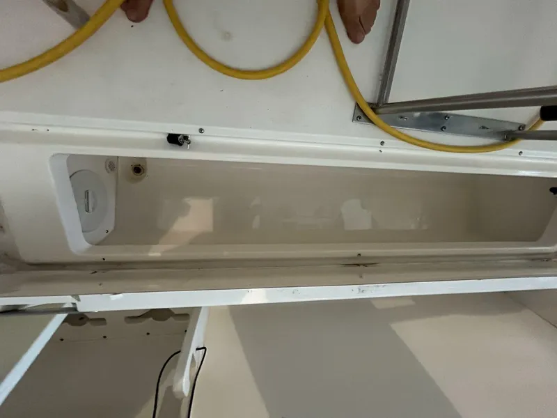 Slide: The Image of 2004 Boston Whaler 270 Outrage - 4746291