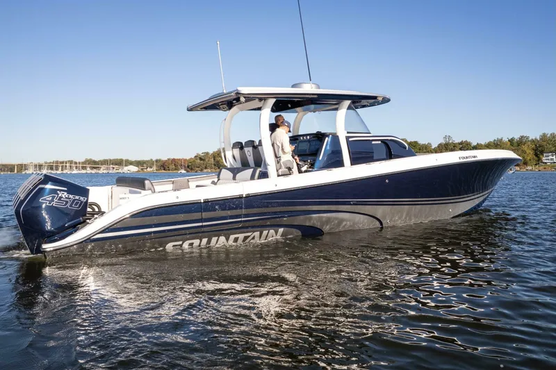 Slide: The Image of Fountain 43 NX 2022 - 4746344