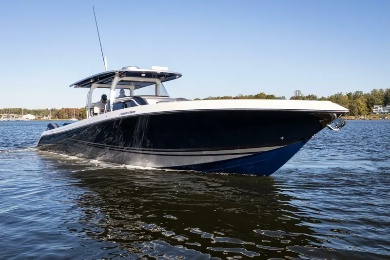 Slide: The Image of Fountain 43 NX 2022 - 4746347