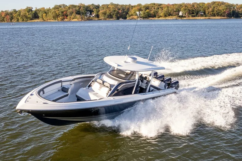 Slide: The Image of Fountain 43 NX 2022 - 4746323