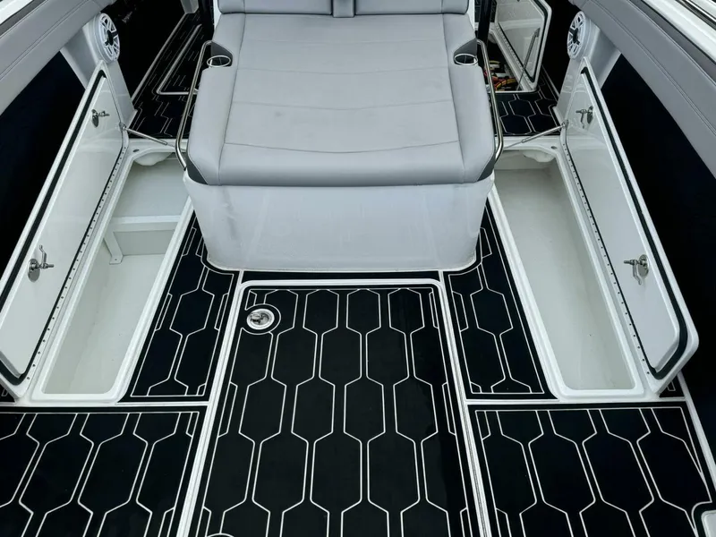 Slide: The Image of Nor-Tech 392 Super Fish 2024 - 4747822