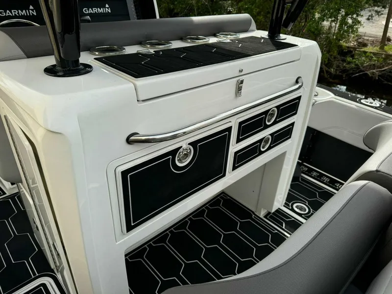 Slide: The Image of Nor-Tech 392 Super Fish 2024 - 4747829