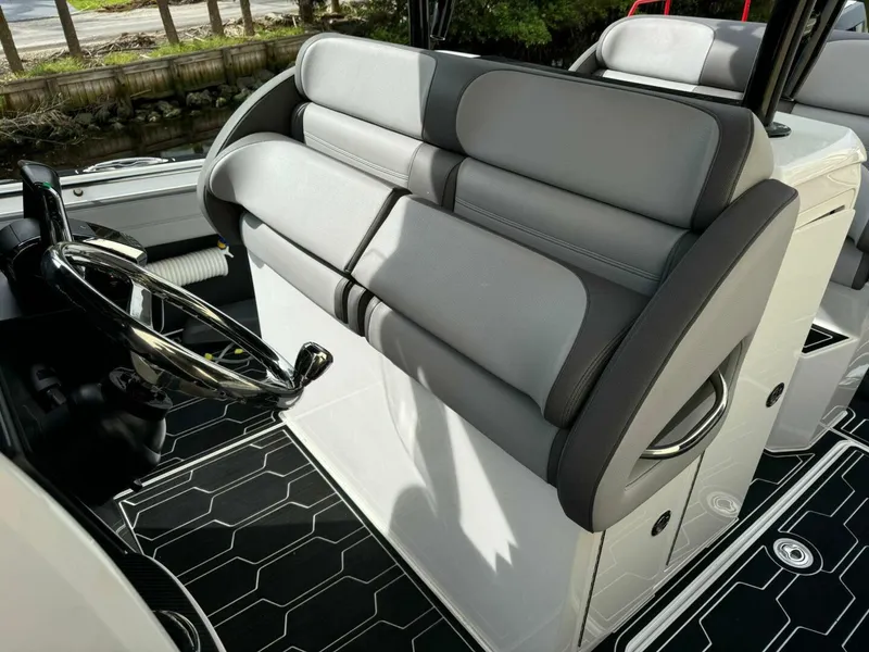 Slide: The Image of Nor-Tech 392 Super Fish 2024 - 4747831