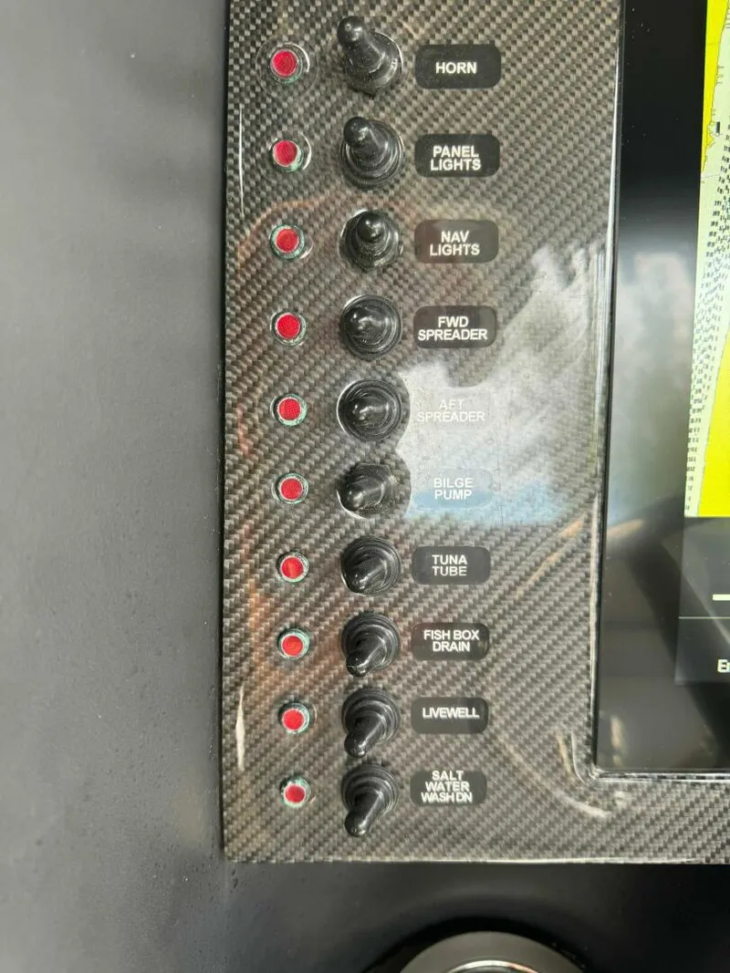 Slide: The Image of Nor-Tech 392 Super Fish 2024 - 4747832