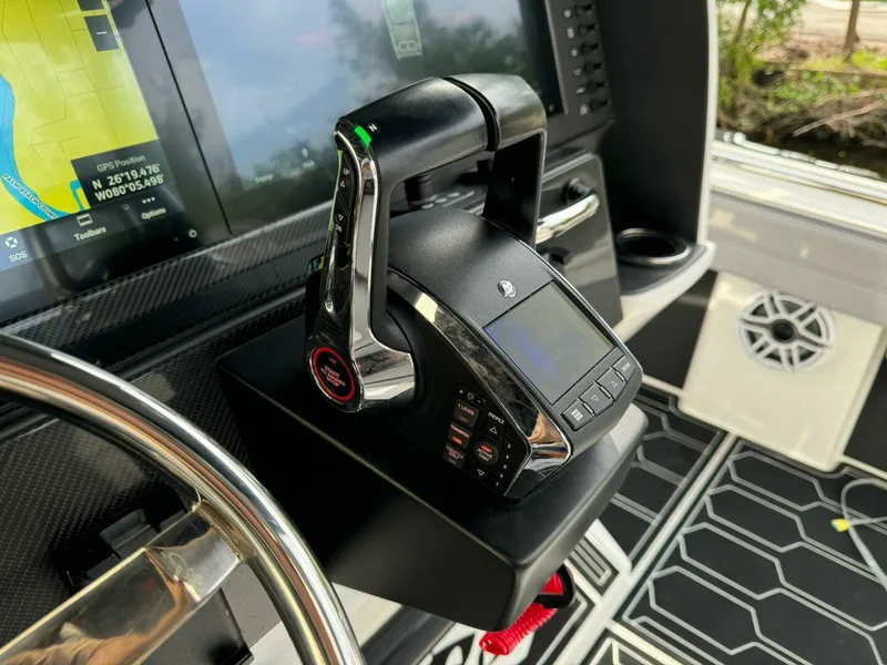 Slide: The Image of Nor-Tech 392 Super Fish 2024 - 4747837