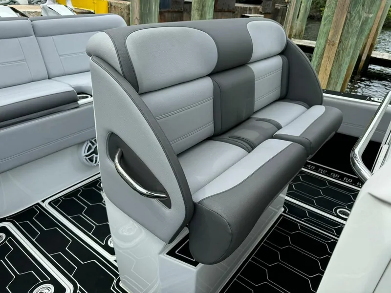 Slide: The Image of Nor-Tech 392 Super Fish 2024 - 4747800