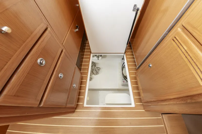 Slide: The Image of Cabo 43 Convertible 2008 - 4748250