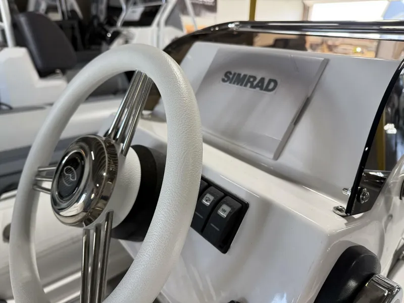 Slide: The Image of Walker Bay Generation LTE 13' 2025 - 4749585