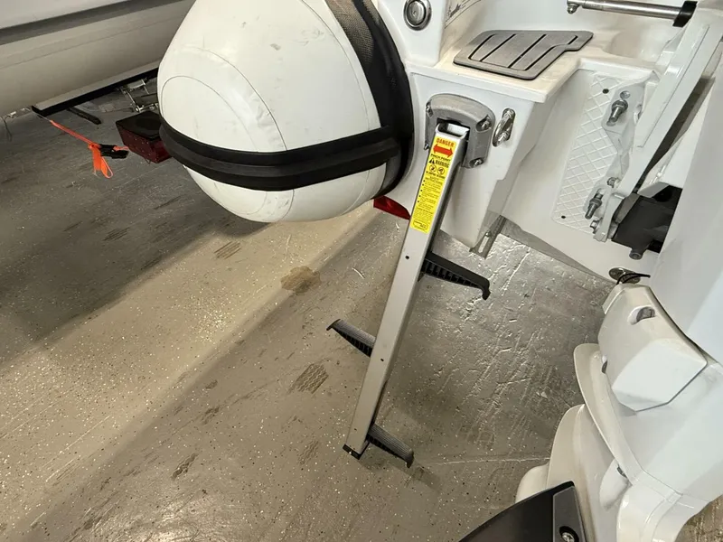 Slide: The Image of Walker Bay Generation LTE 13' 2025 - 4749573