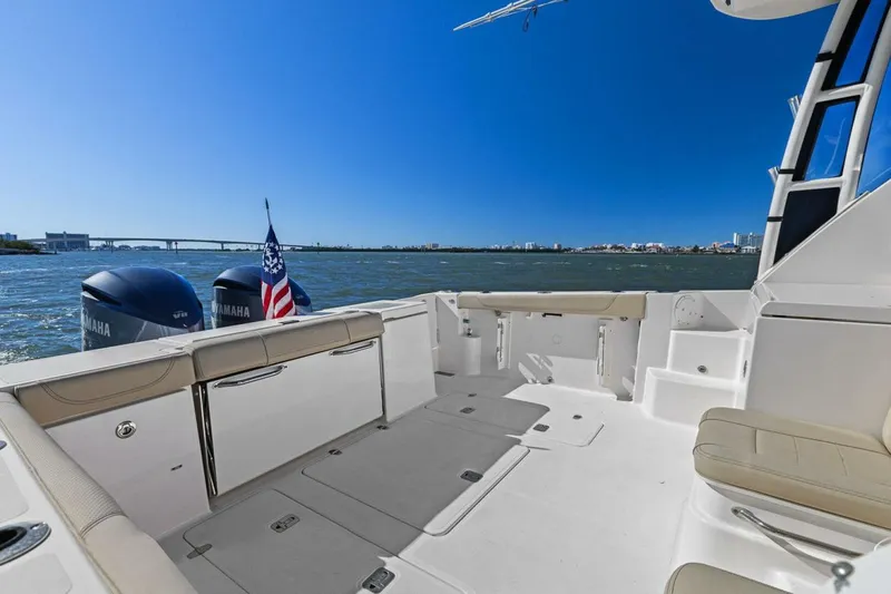 Slide: The Image of Pursuit 355 OS 2018 - 4857503