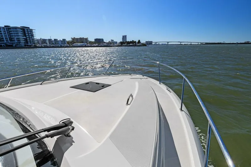 Slide: The Image of Pursuit 355 OS 2018 - 4857508