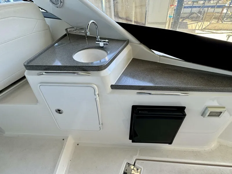 Slide: The Image of Regal 3360 Window Express 2006 - 4750935