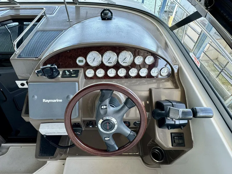 Slide: The Image of Regal 3360 Window Express 2006 - 4750943