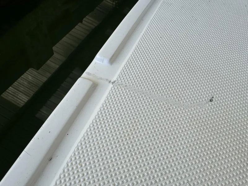 Slide: The Image of Regal 3360 Window Express 2006 - 4751087