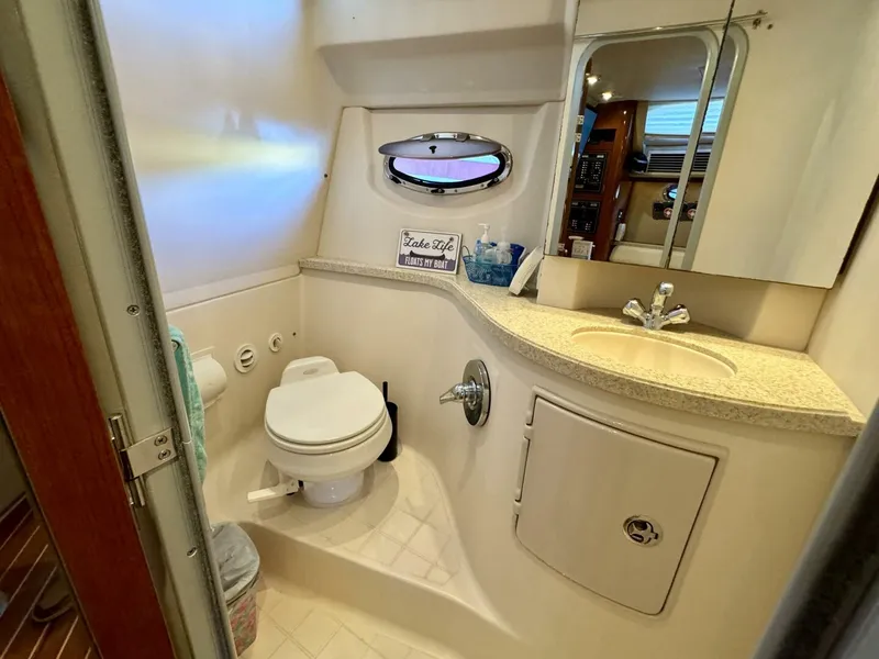 Slide: The Image of Regal 3360 Window Express 2006 - 4750998