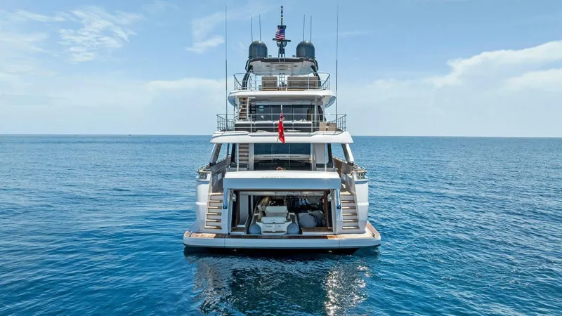Slide: The Image of Custom Navetta 33 2024 - 4755275