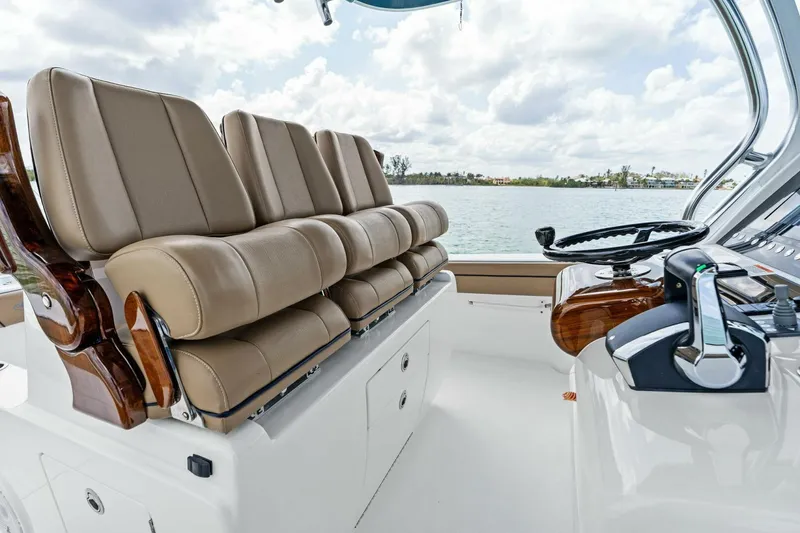 Slide: The Image of 2024 Valhalla Boatworks V-37 - 5266072