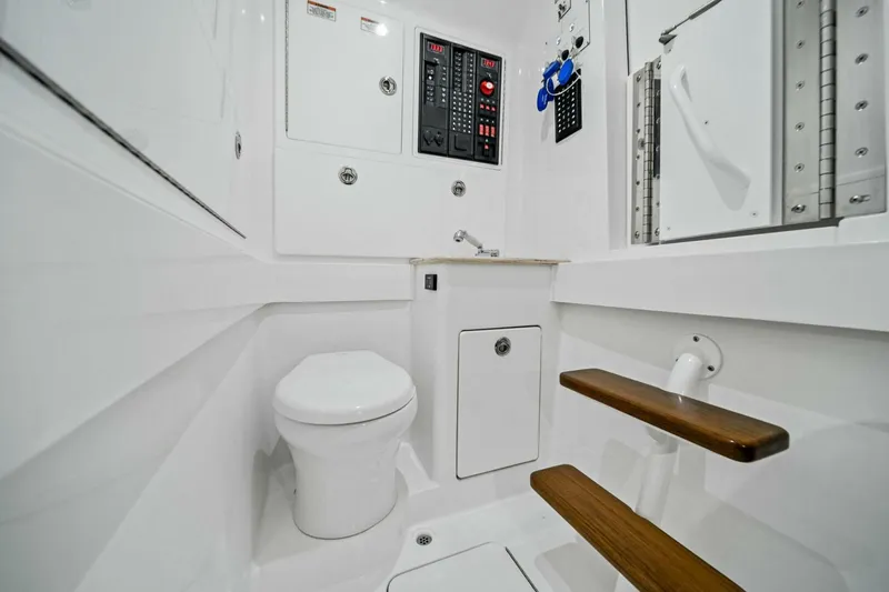 Slide: The Image of 2024 Valhalla Boatworks V-37 - 5266083