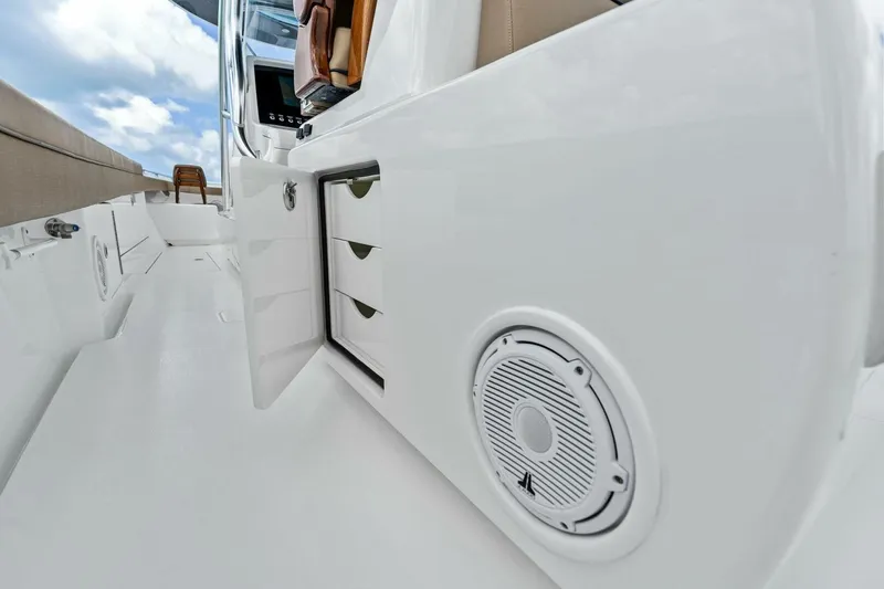 Slide: The Image of 2024 Valhalla Boatworks V-37 - 5266078