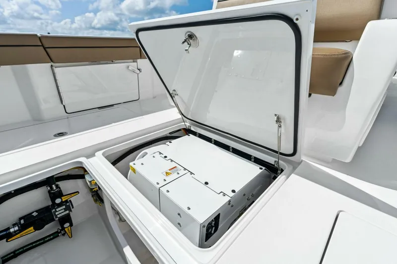 Slide: The Image of 2024 Valhalla Boatworks V-37 - 5266088