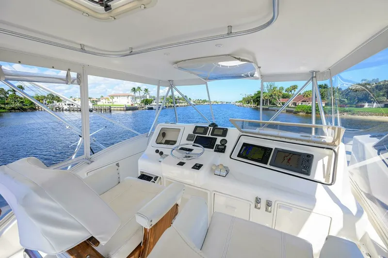 Slide: The Image of Ocean Yachts 50 SUMMEREBLE -Flybridge 2004 Ocean Yachts 50 SUMMEREBEL - 7652869