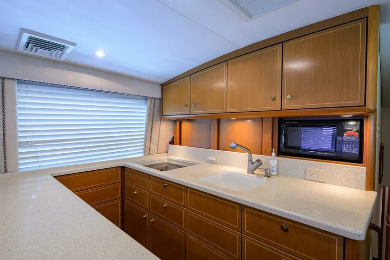 Slide: The Image of Ocean Yachts 50 SUMMEREBLE - Galley 2004 Ocean Yachts 50 SUMMEREBEL - 7652857