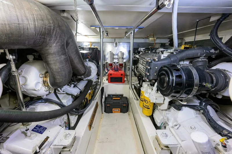 Slide: The Image of Ocean Yachts 50 SUMMEREBLE -Engine Room 2004 Ocean Yachts 50 SUMMEREBEL - 7652877