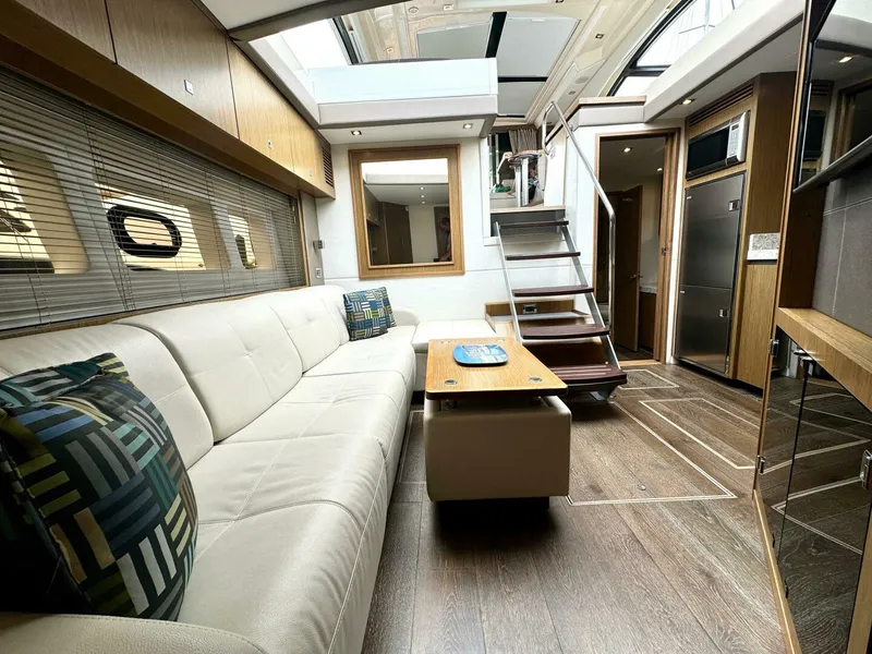 Slide: The Image of Sea Ray 510 Sundancer 2017 - 4758484