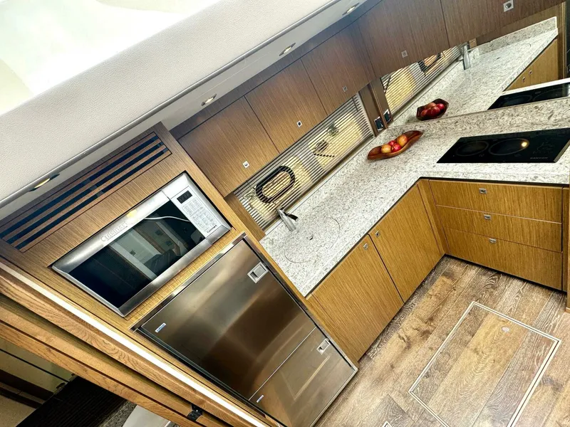 Slide: The Image of Sea Ray 510 Sundancer 2017 - 4758491