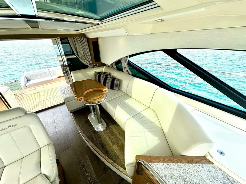 Slide: The Image of Sea Ray 510 Sundancer 2017 - 4758511