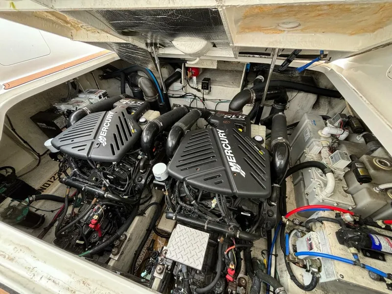 Slide: The Image of Sea Ray SUNDANCER 350 2009 - 4763455