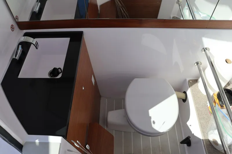Slide: The Image of Axopar 28 CABIN 2023 - 4777953