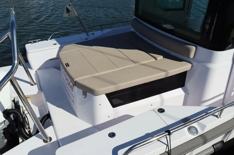 Slide: The Image of Axopar 28 CABIN 2023 - 4777939