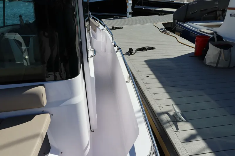 Slide: The Image of Axopar 28 CABIN 2023 - 4777960