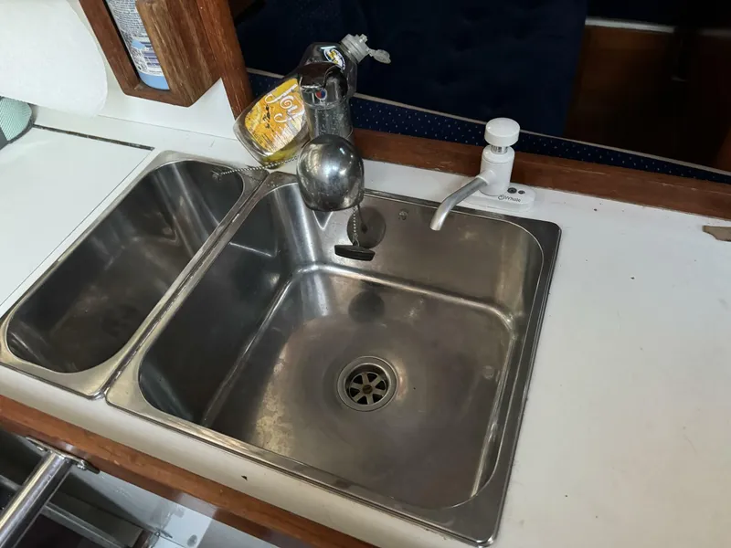 Slide: The Image of Sadler 34 1985 - 4764825