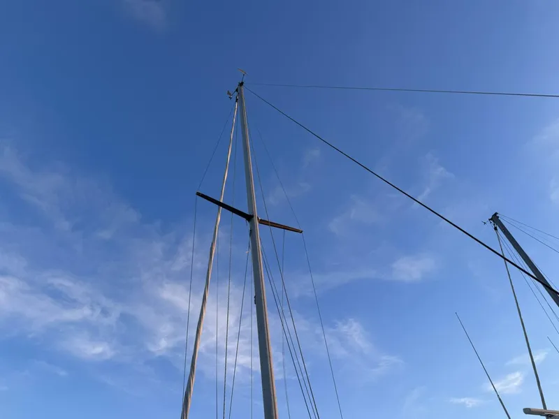 Slide: The Image of Sadler 34 1985 - 4764803