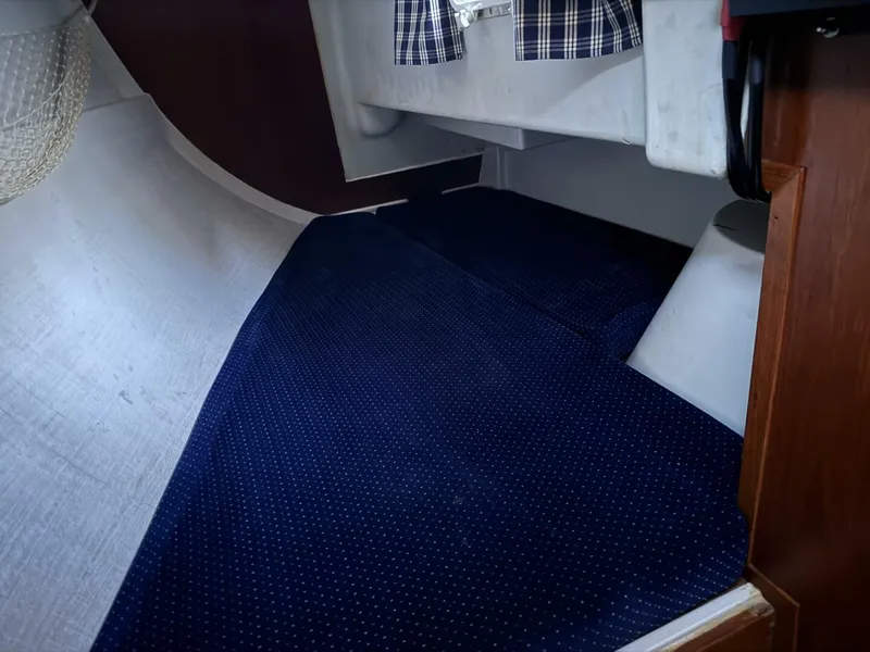 Slide: The Image of Sadler 34 1985 - 4764834