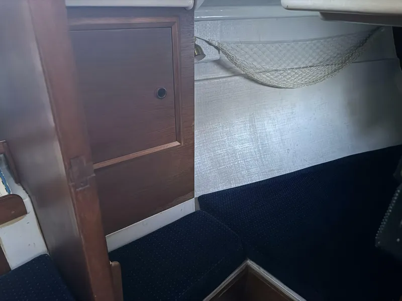 Slide: The Image of Sadler 34 1985 - 4764835